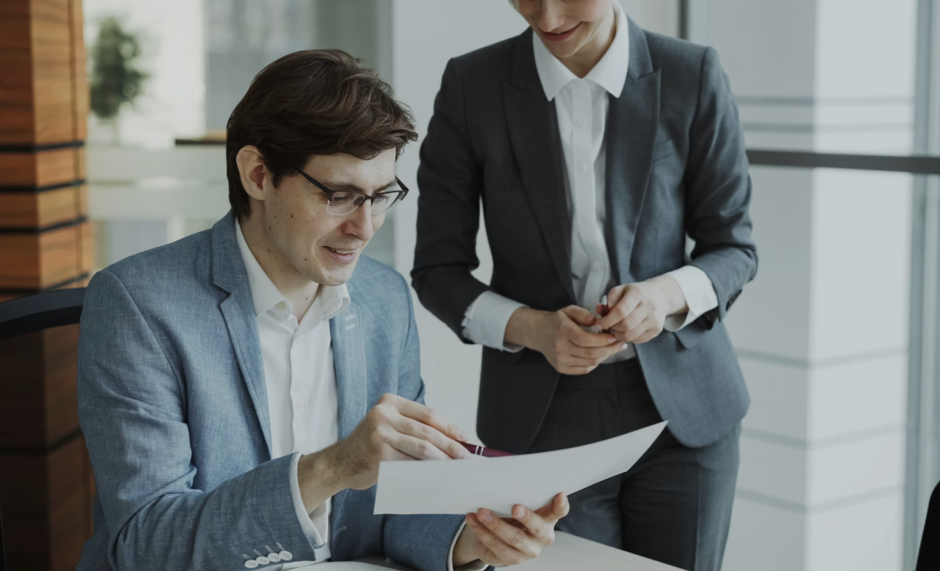 Why Consultants Need a Personal Website to Win Clients and Job Offers